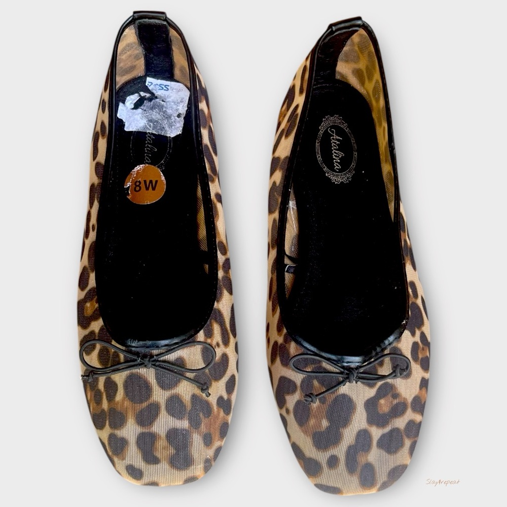 Atalina Leopard Print Flats 8W Wide Slip-On Ballet Shoes Bow Accent Fall Chic
